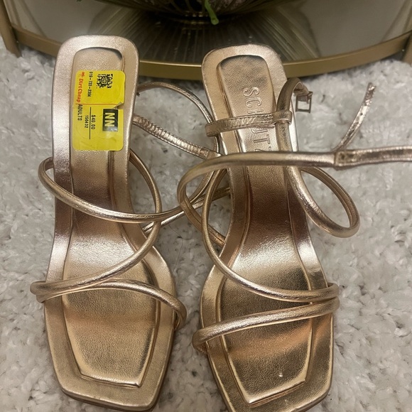 SCHUTZ Shoes - SCHUTZ Gold Heels Elegant Strappy Design Sz 6.5